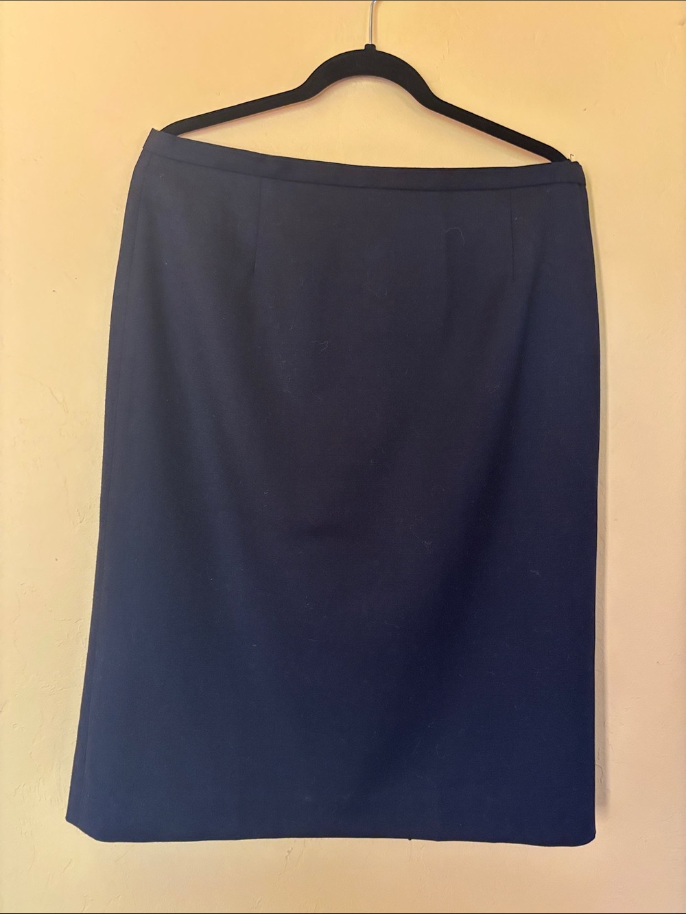 Pendleton Black Pencil Skirt - Classic Straight Silhouette
